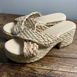Bamboo‎ Woven Women's heeled sandals size 8.5